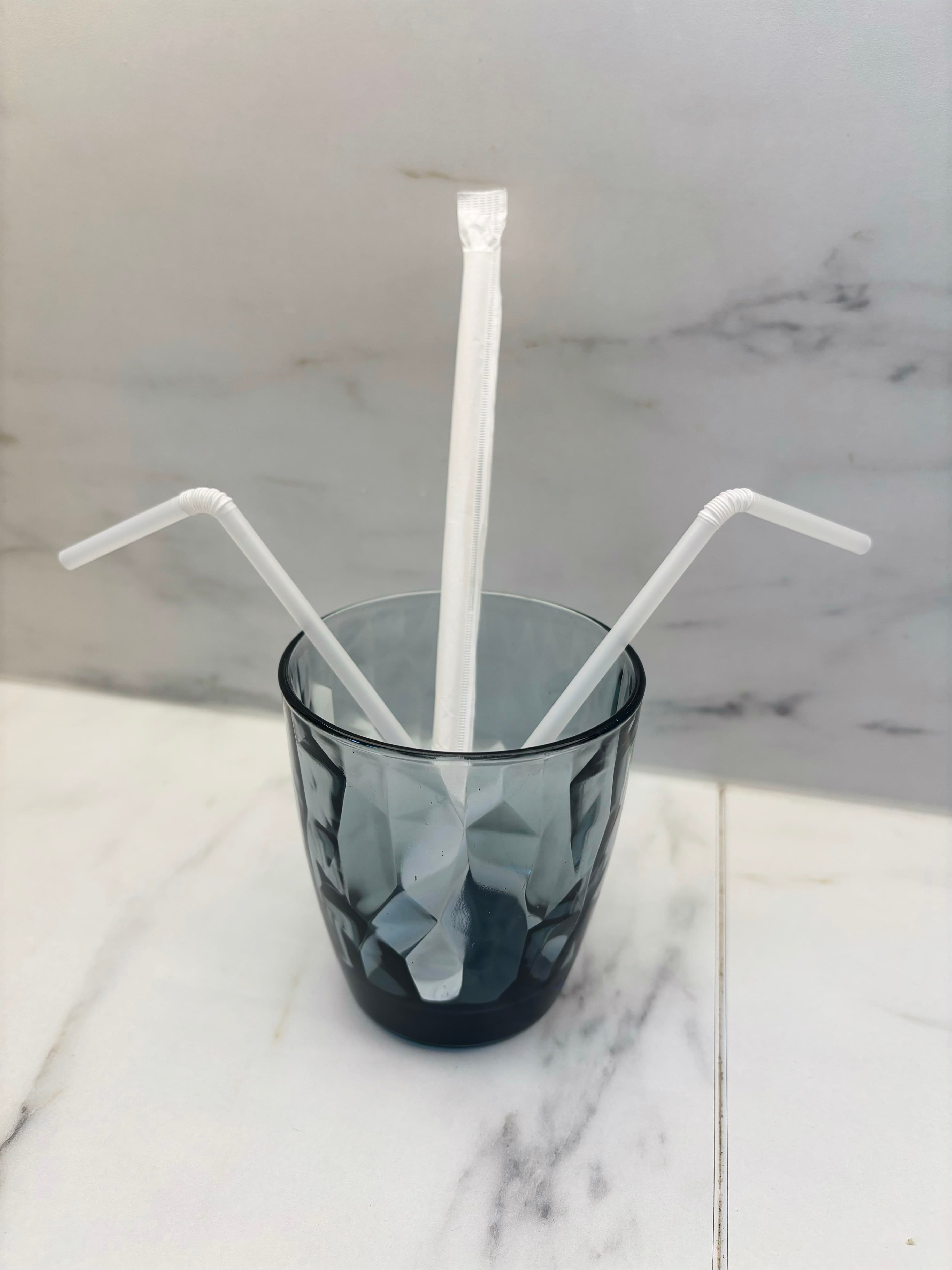 Medizinische Trinkhalme